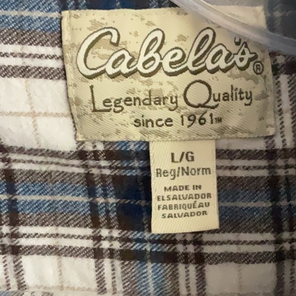 Cabela's Casual Blue and White Plaid Shirt - Picture 2 of 5